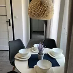 I Polna 19 * נישורזה