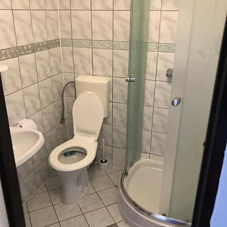 I Polna 19 * ニエホジェ