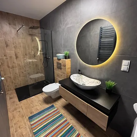 ホームステイ I Polna 19